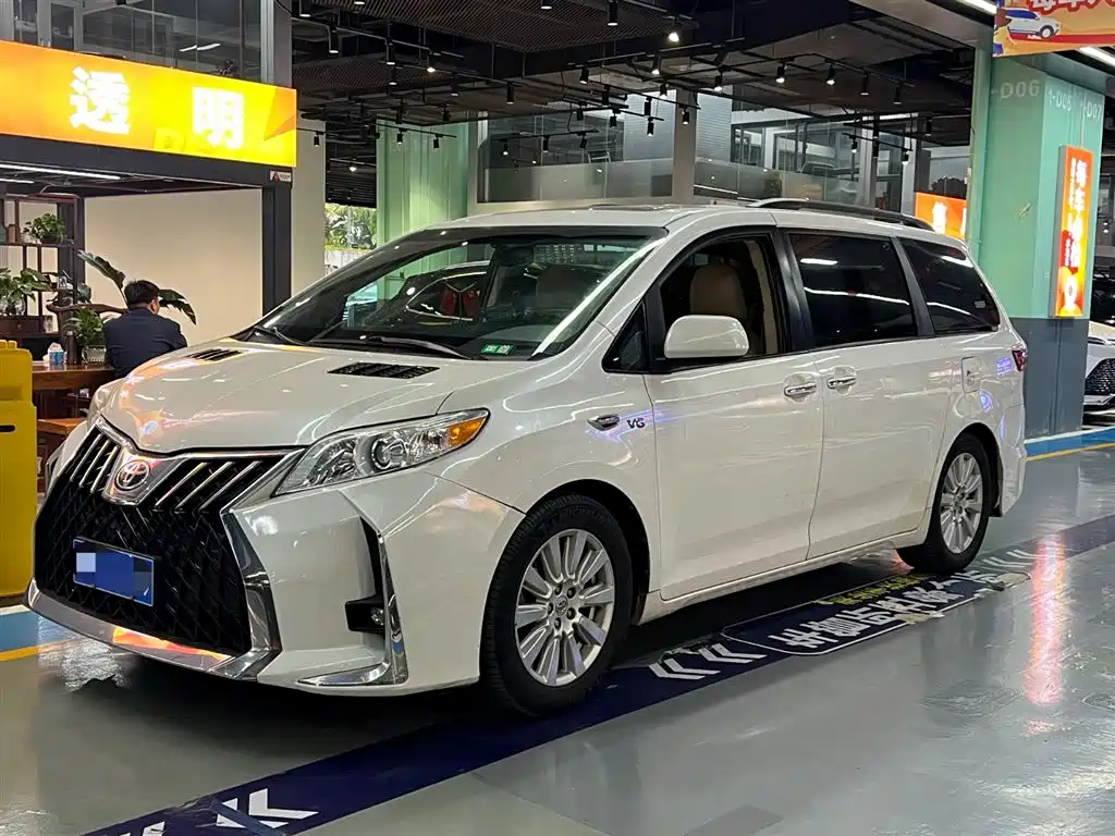 Toyota Sienna 2017