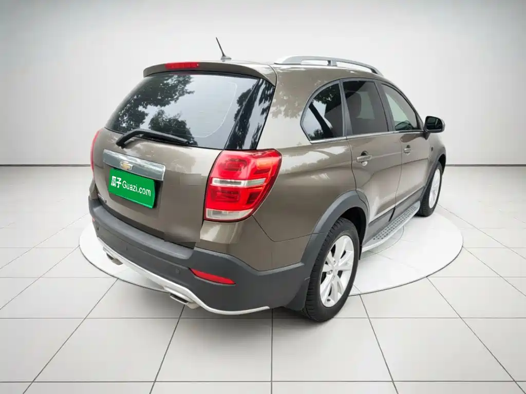 Chevrolet Captiva — миниатюра 6