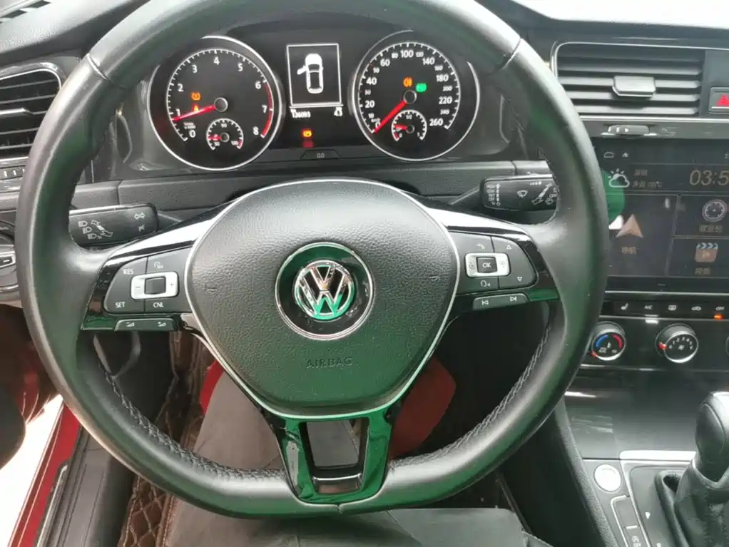 Volkswagen Golf — миниатюра 11