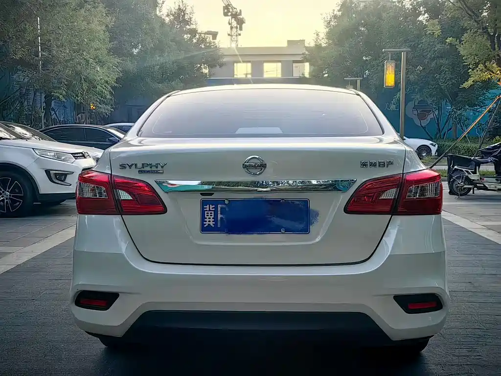 Nissan Sylphy — миниатюра 4