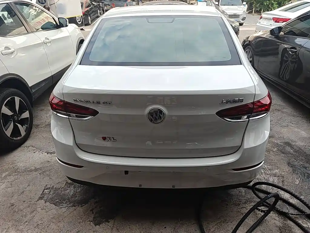 Buick Excelle — миниатюра 6