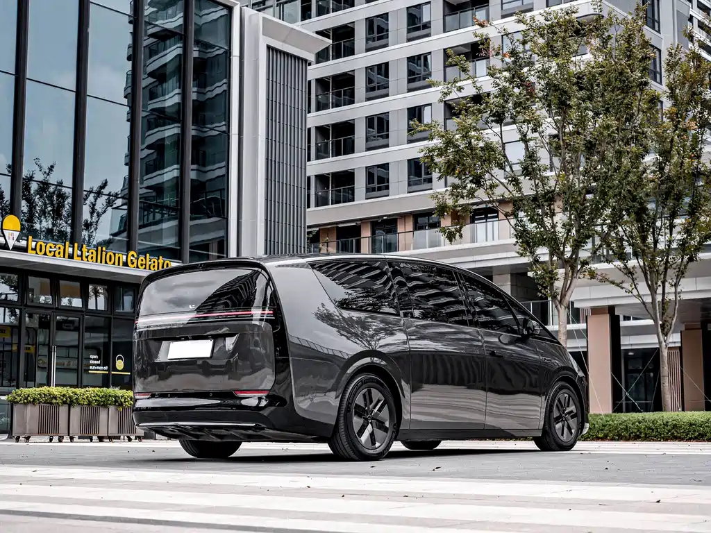 Li Auto Li MEGA — миниатюра 9