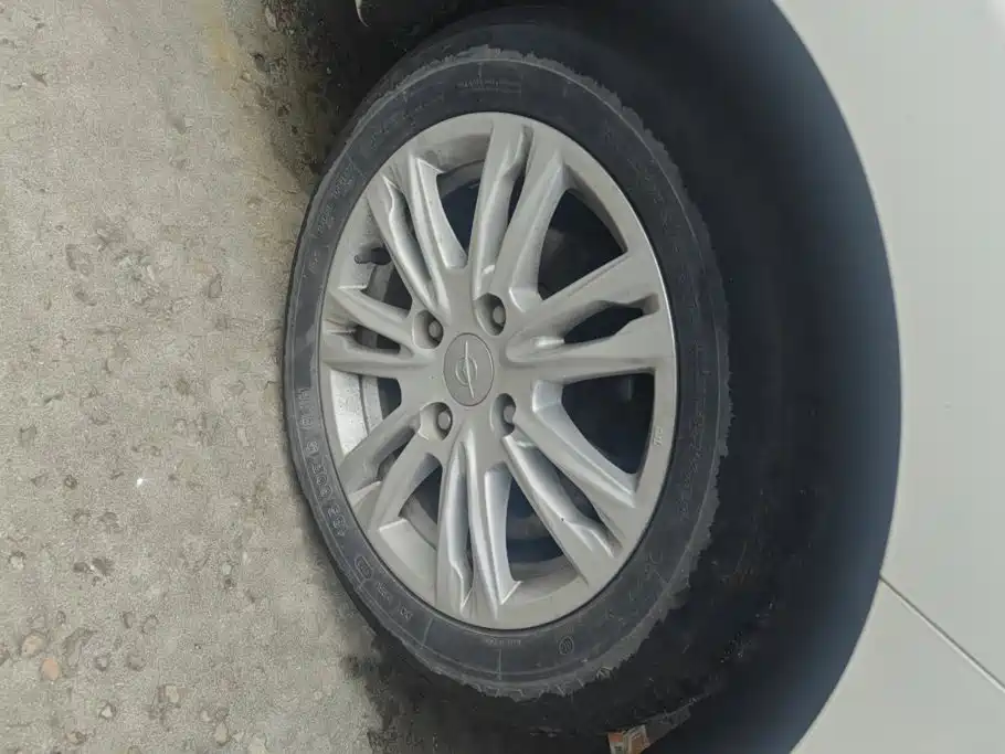 Haima Haima M3 — миниатюра 6