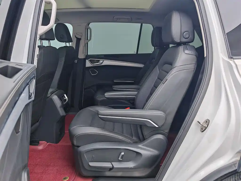 Volkswagen Viloran 2022 380TSI Luxury Pro 6 мест