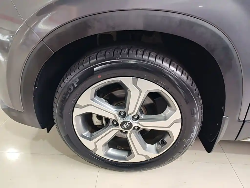 Hyundai Santa Fe — миниатюра 23