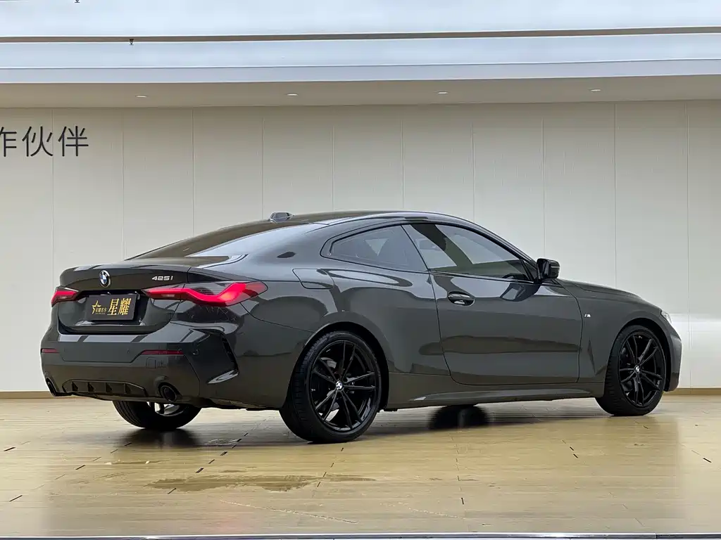 BMW 4 Series 425i M Sport Night Package, фото 5