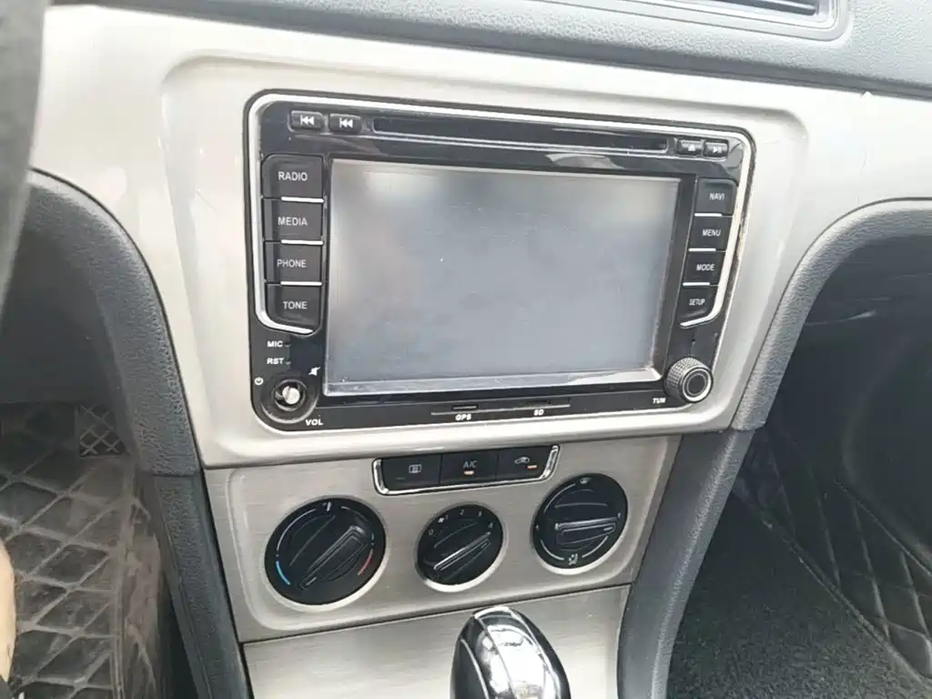 Volkswagen Lavida — миниатюра 13