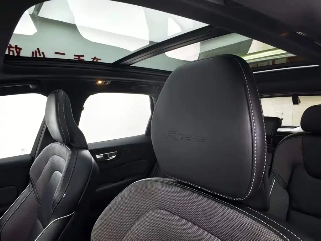 Volvo XC60 — миниатюра 18