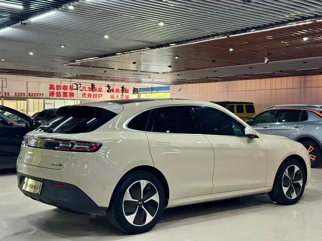 AITO AITO M5 — миниатюра 3