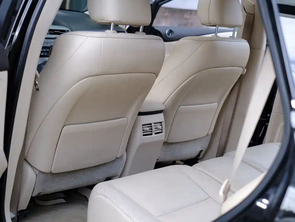 Lexus RX Classic — миниатюра 24