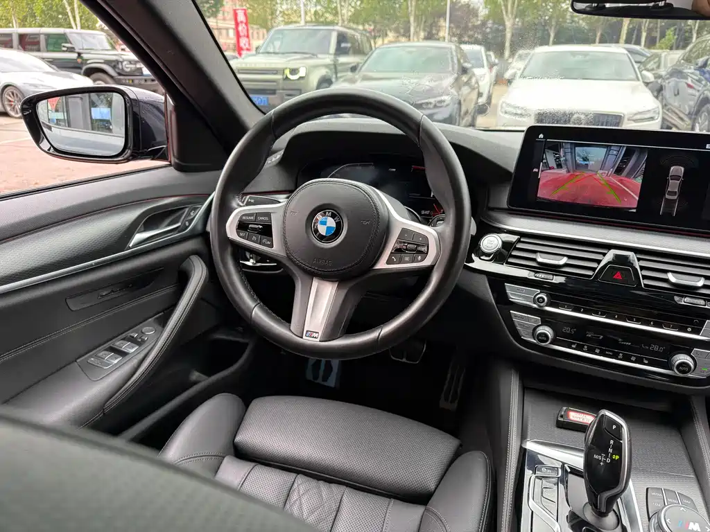 BMW 5 Series (Import) — миниатюра 11