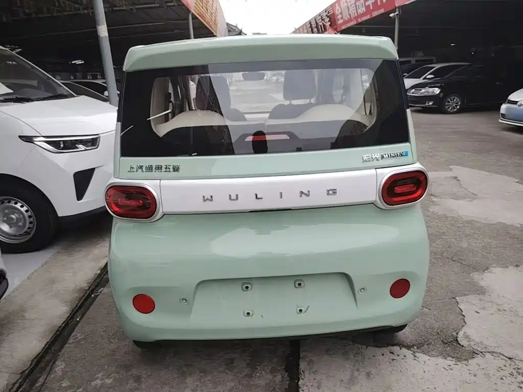 Wuling MINIEV — миниатюра 6