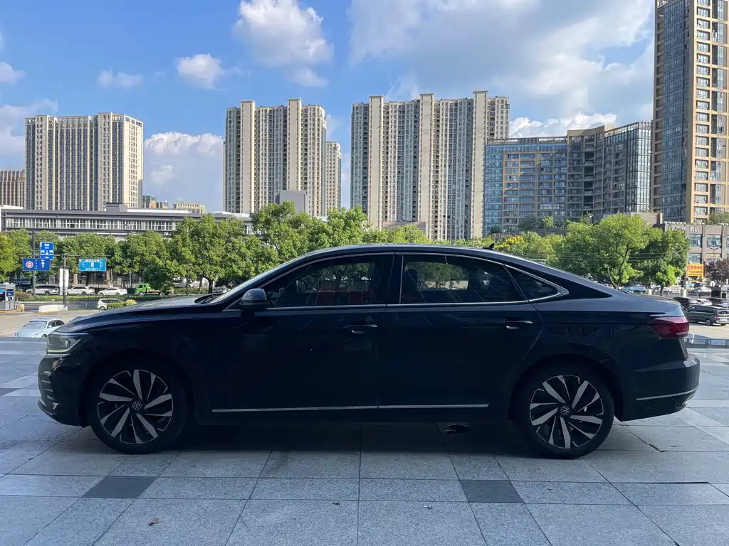 Volkswagen Passat — миниатюра 4