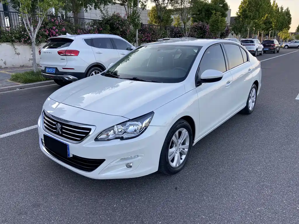 Peugeot 408 2015