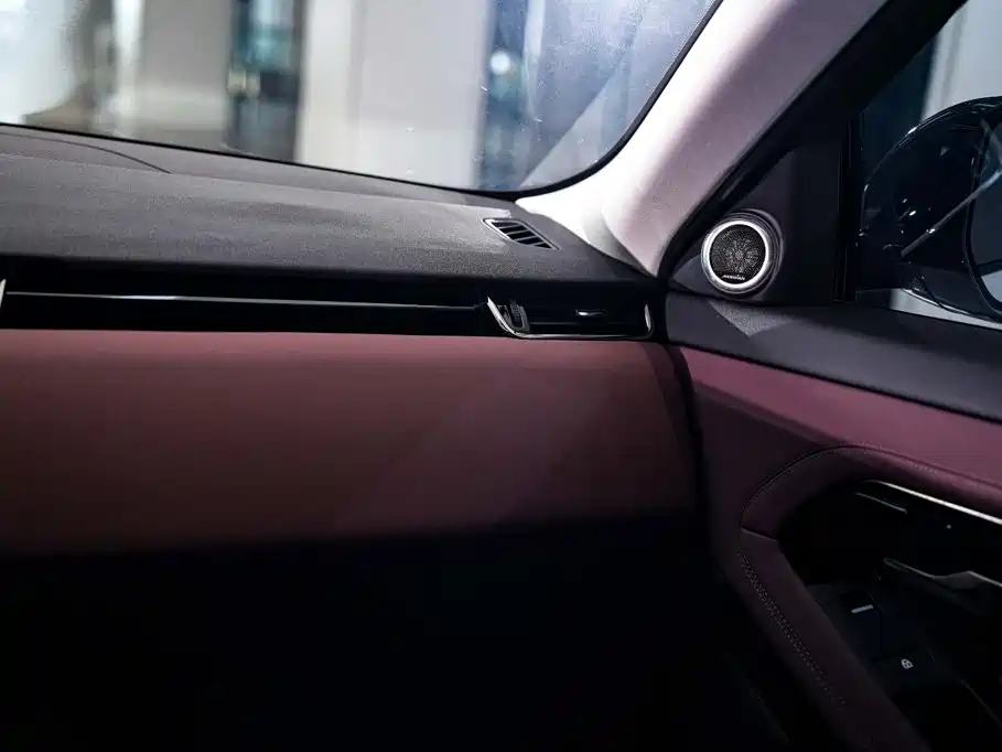 Land Rover Evoque — миниатюра 26