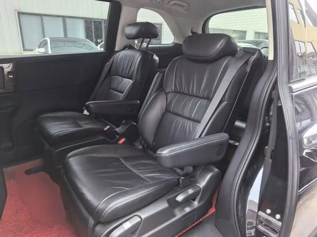 Honda Odyssey — миниатюра 17