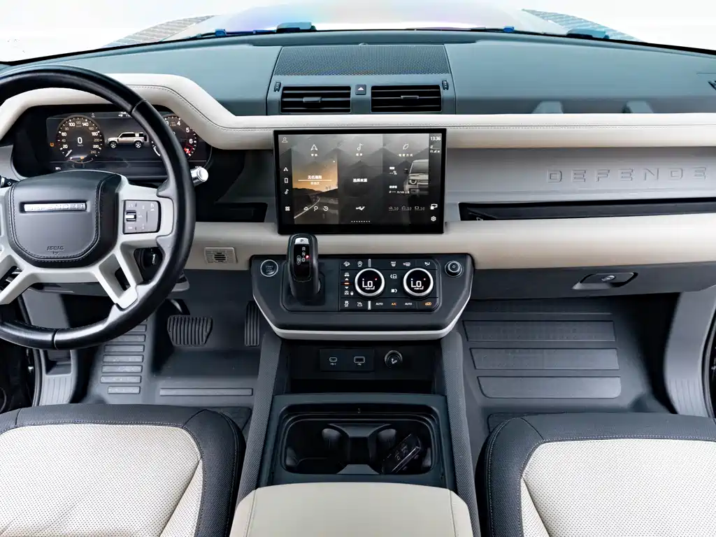 Land Rover Defender — миниатюра 8