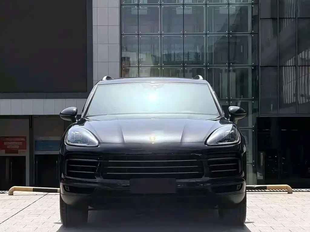 Porsche Cayenne — миниатюра 2