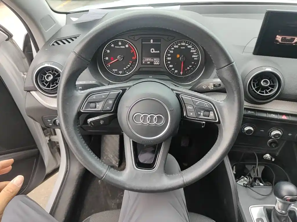 Audi Q2L — миниатюра 11