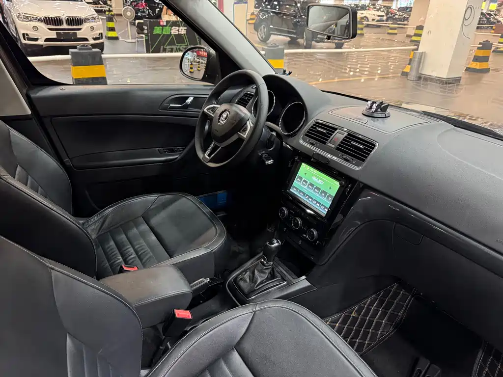 Skoda Yeti — миниатюра 21
