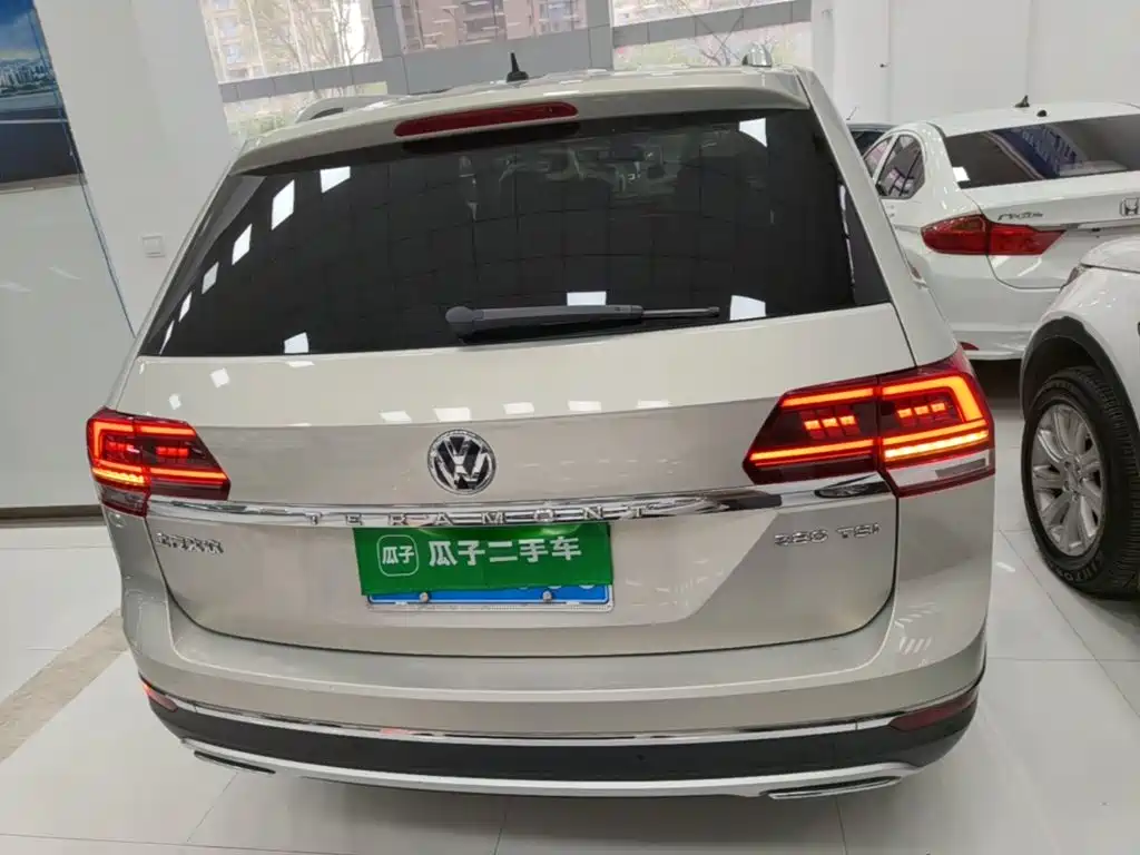Volkswagen Teramont — миниатюра 6