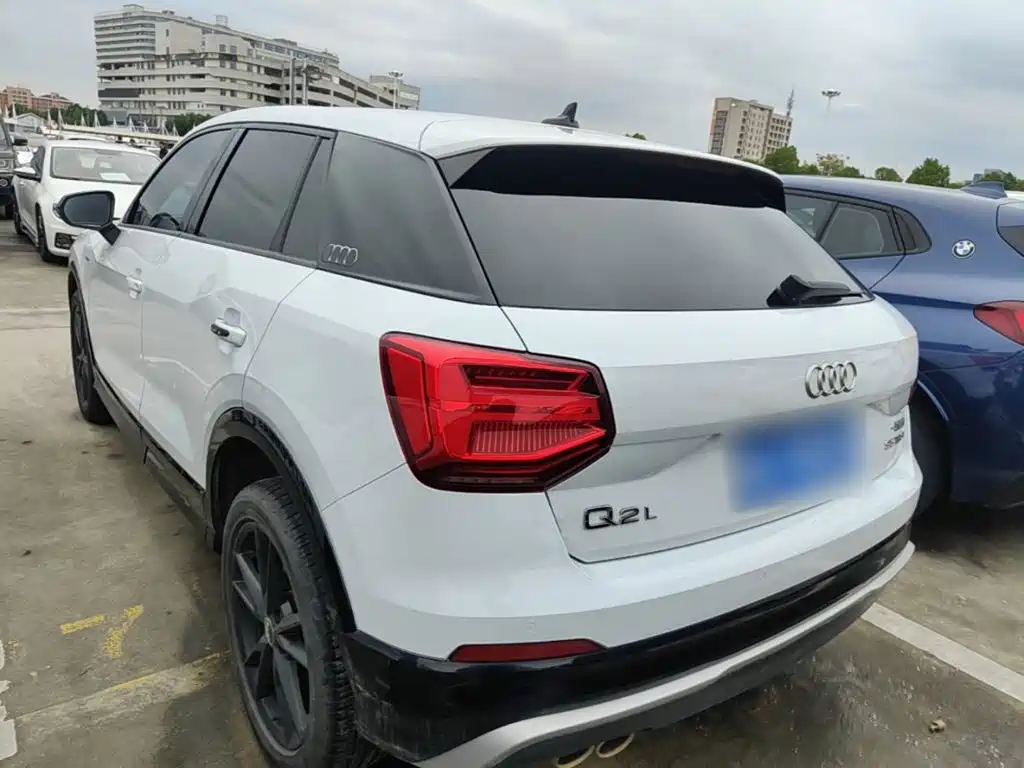 Audi Q2L — миниатюра 5