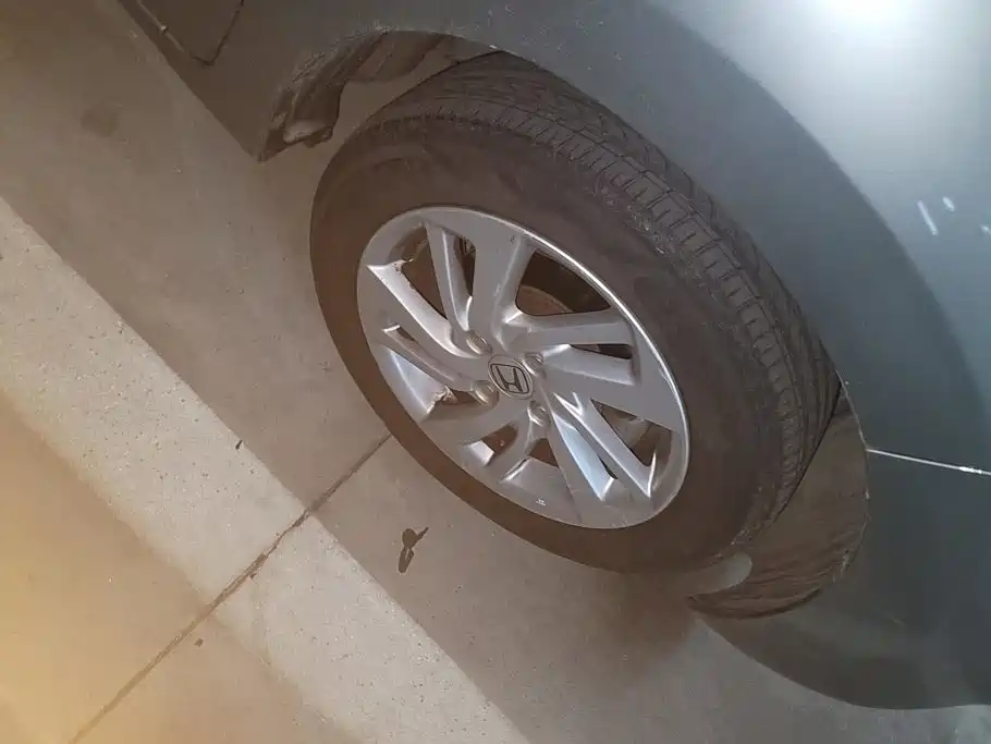 Honda Fit — миниатюра 6