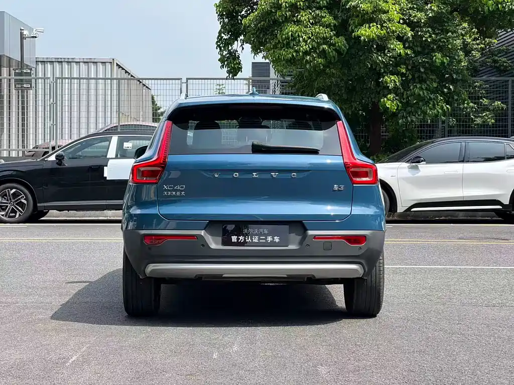 Volvo XC40 — миниатюра 5