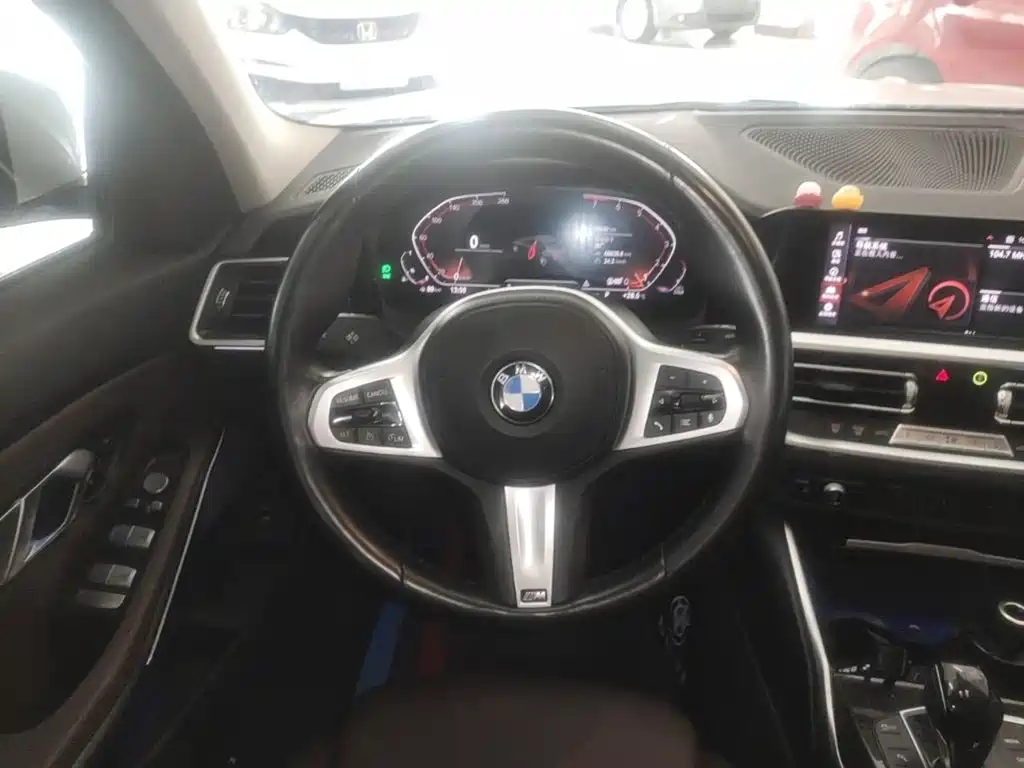 BMW 3 Series — миниатюра 11