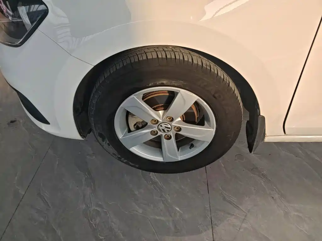 Volkswagen Santana — миниатюра 23