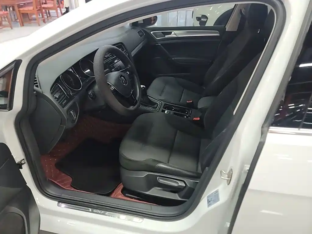 Volkswagen Golf — миниатюра 15