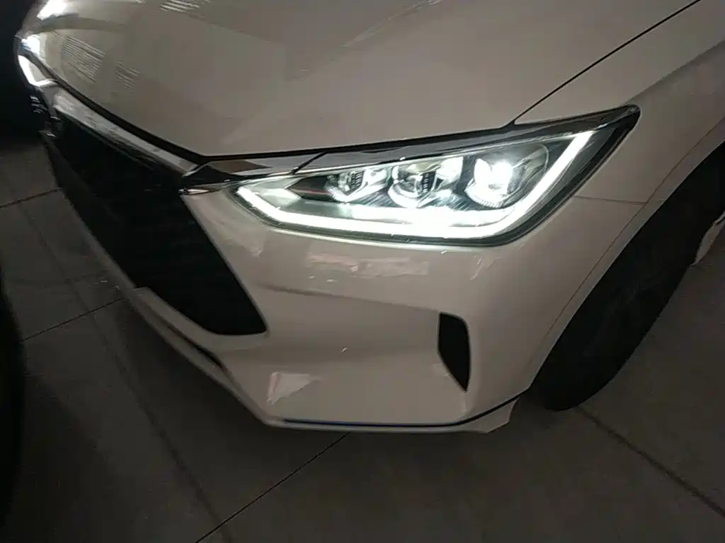 BYD e2 — миниатюра 24