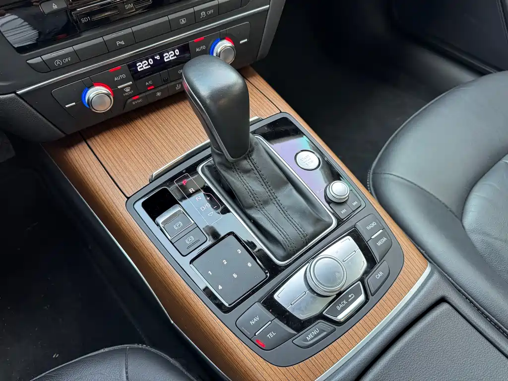 Audi A6L — миниатюра 7