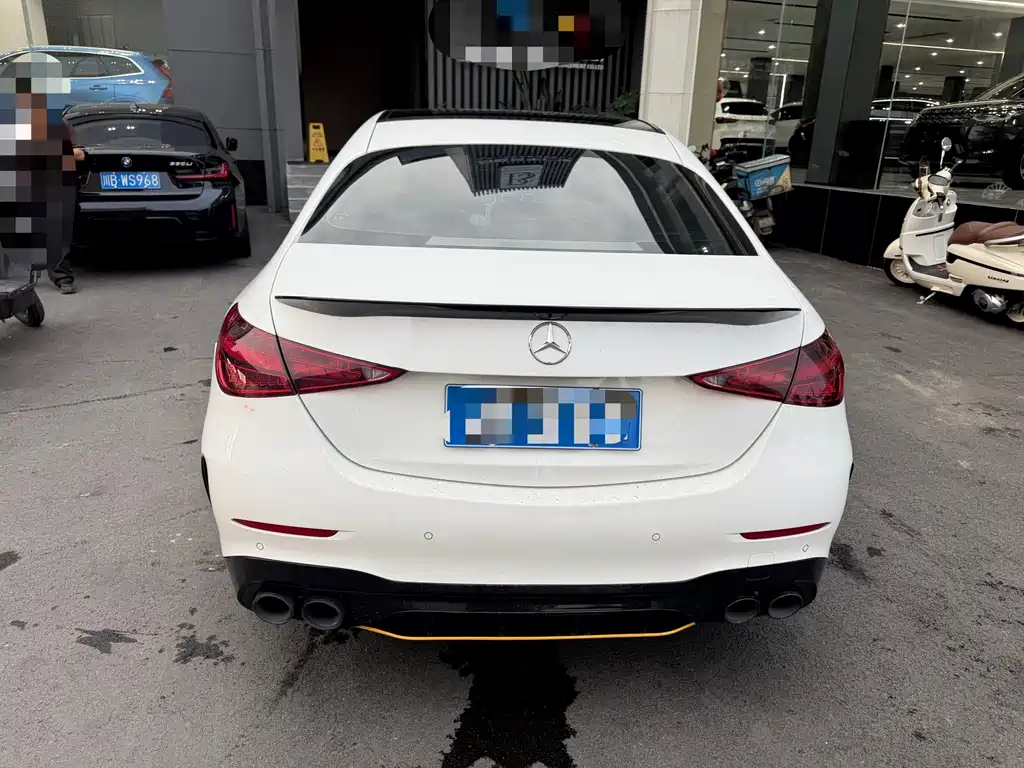 Mercedes-Benz C-Class — миниатюра 8