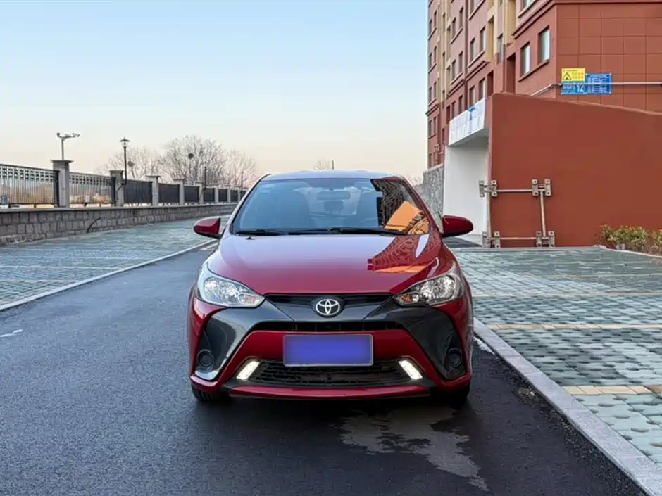 Toyota Yaris L 2020