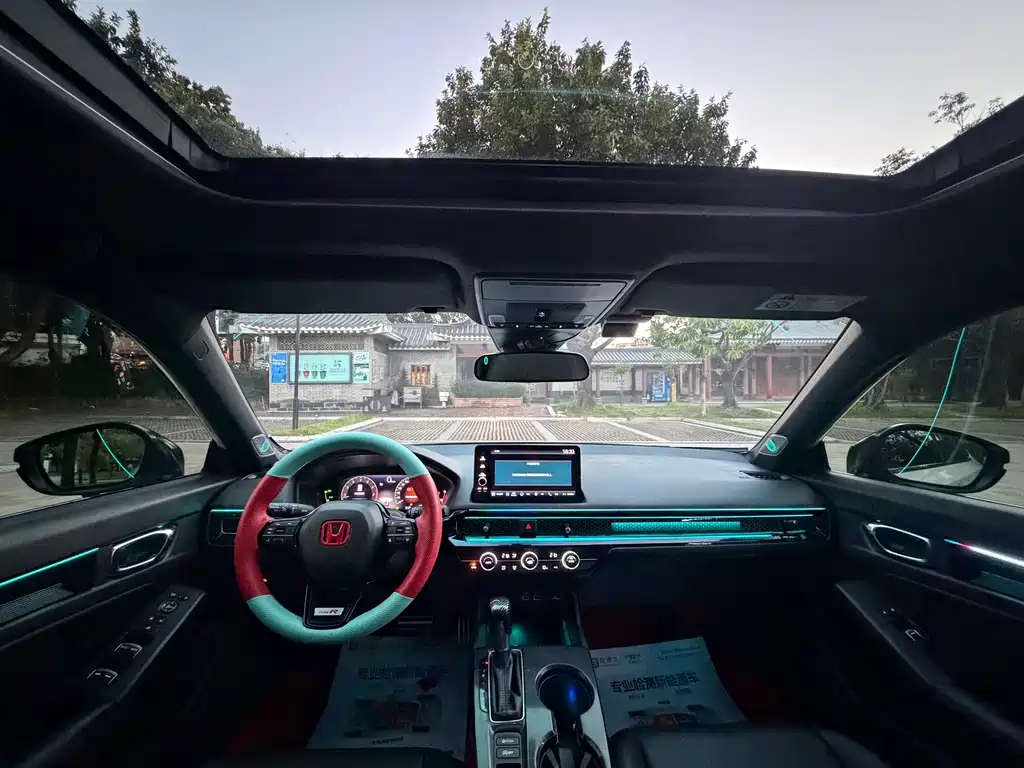 Honda Civic — миниатюра 10