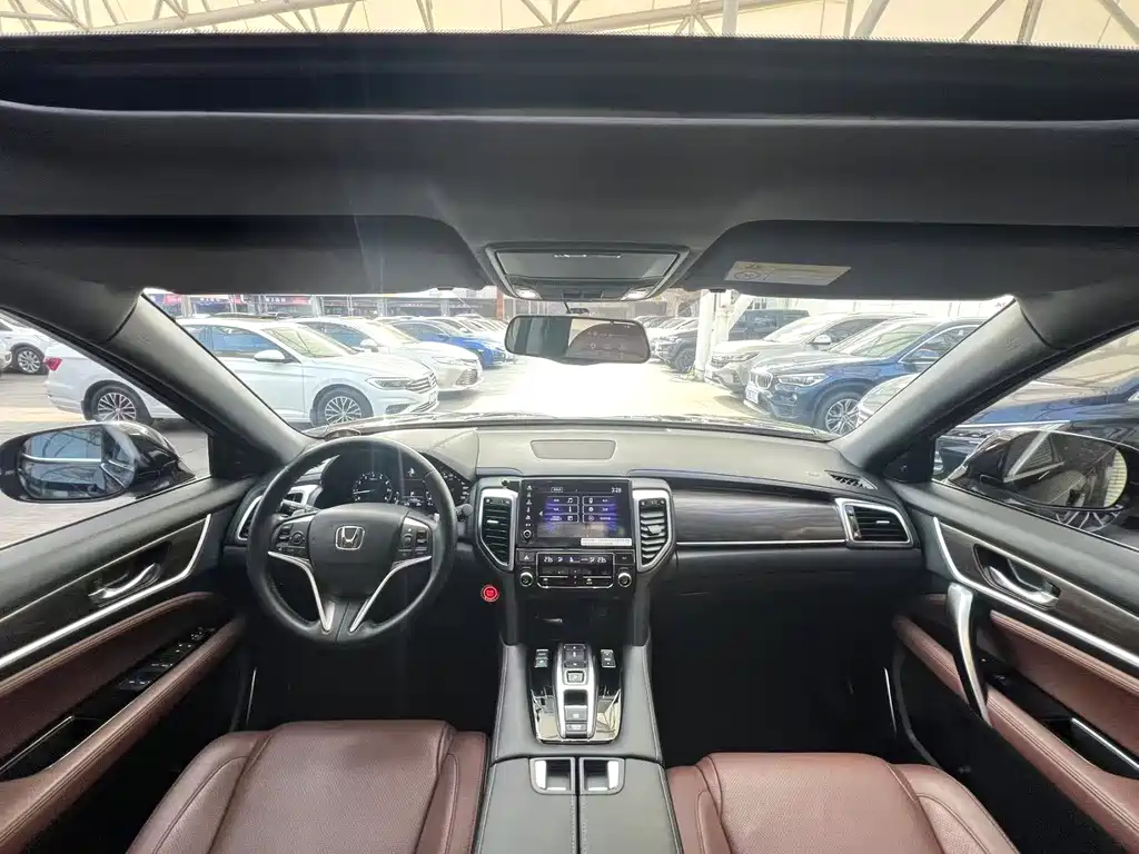 Honda UR-V — миниатюра 3