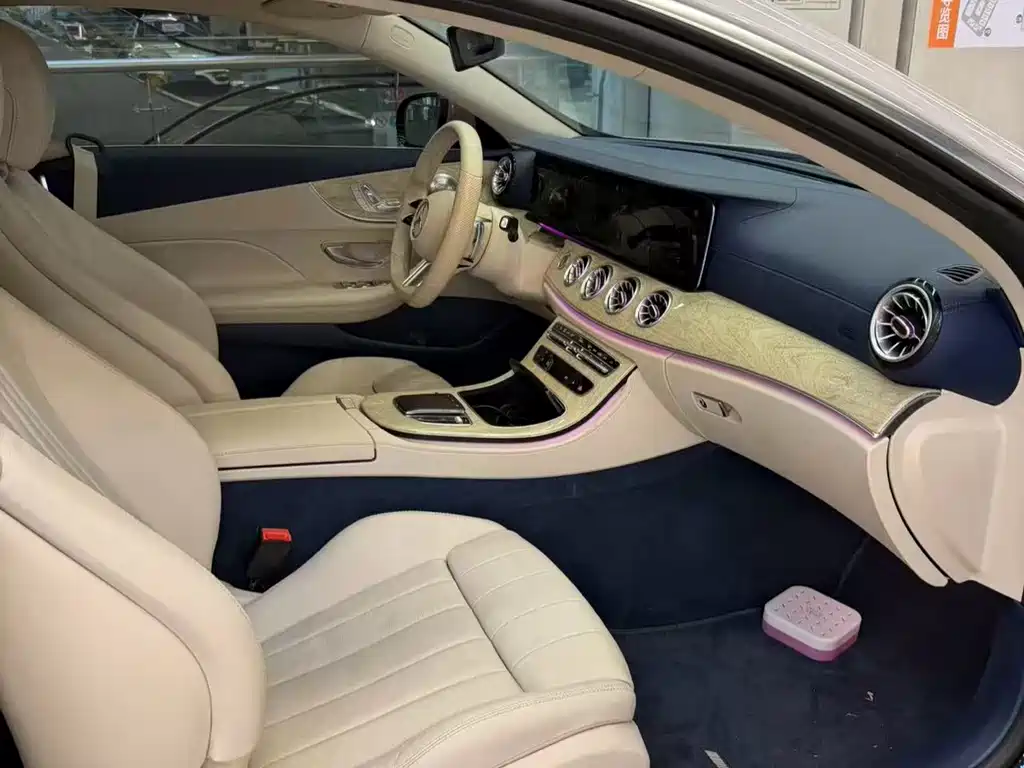 Mercedes-Benz E-Class (Import) — миниатюра 5