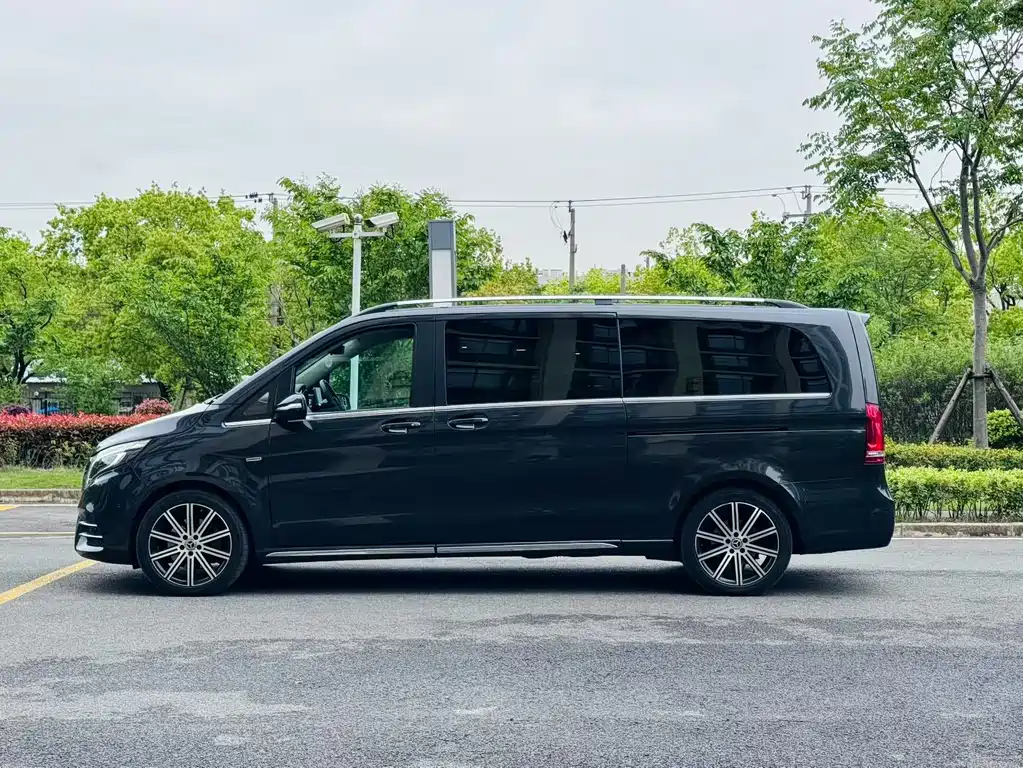 Mercedes-Benz V-Class V 2021 V 260 L Luxury