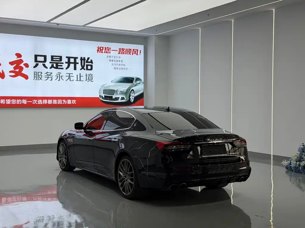 Maserati Quattroporte — миниатюра 15