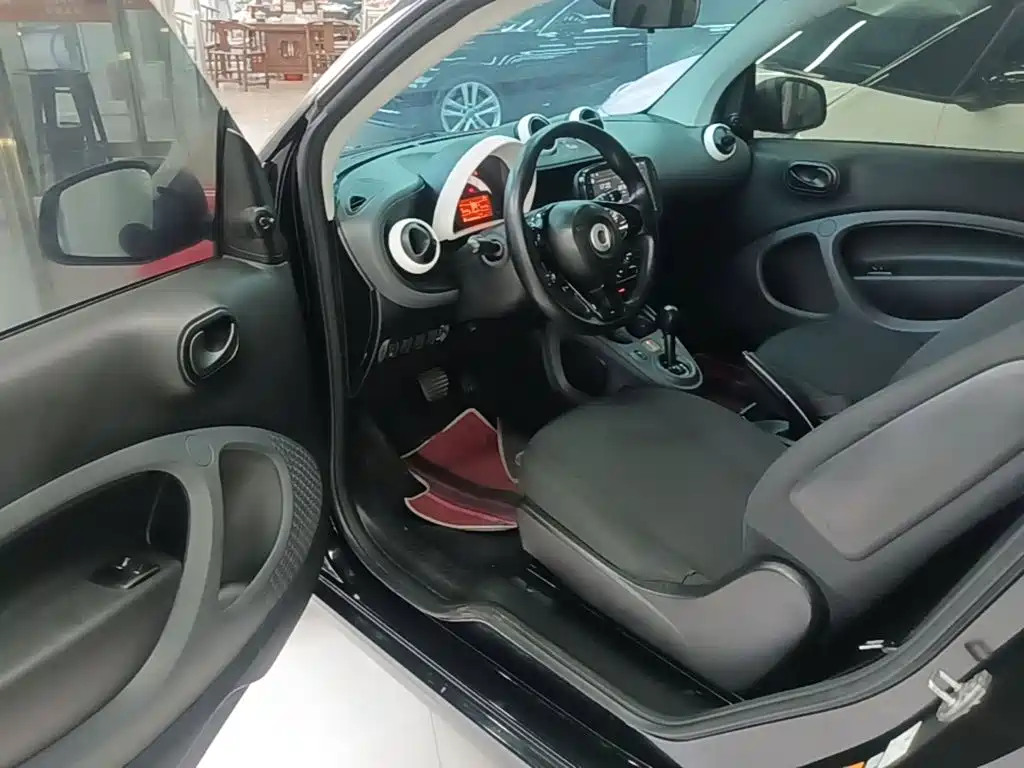 smart Smart Fortwo — миниатюра 16