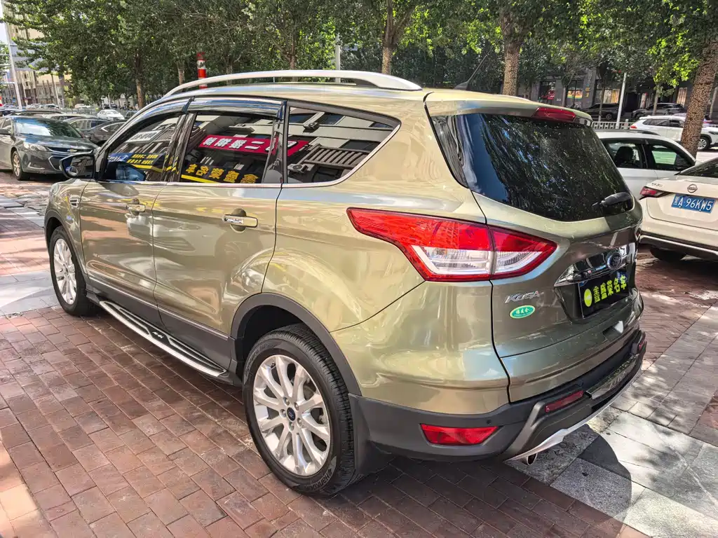 Ford Kuga — миниатюра 6