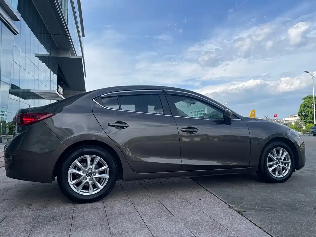 Mazda 3 Axela — миниатюра 9