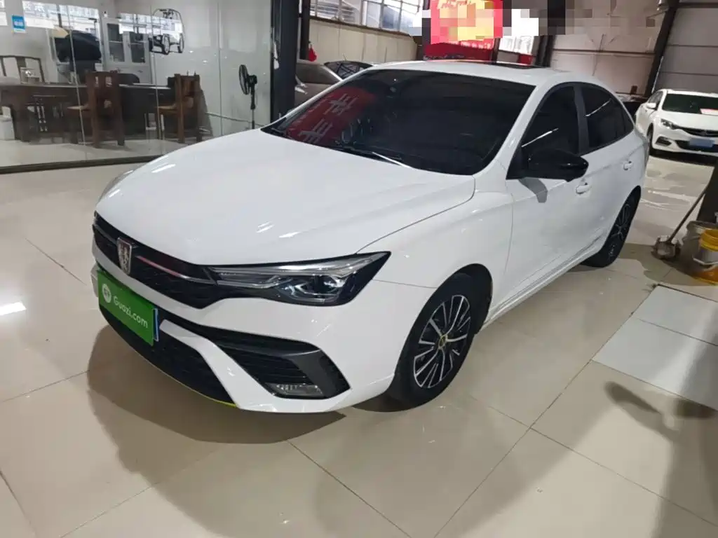 Roewe i5