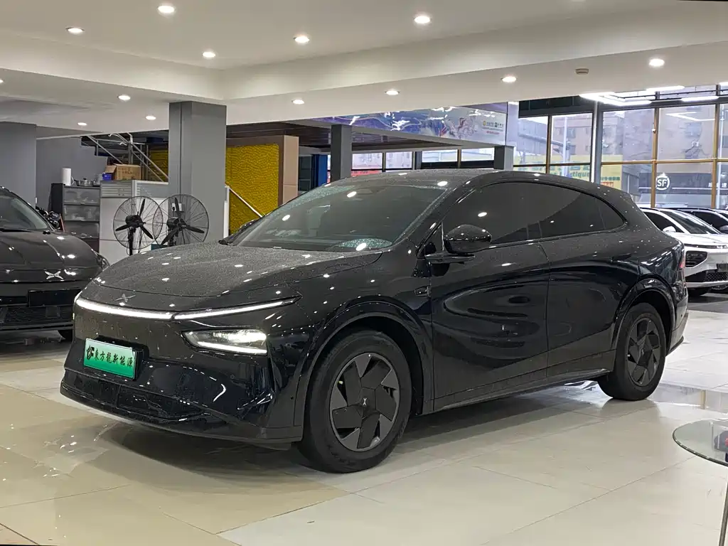 XPeng 小鹏G7 2025