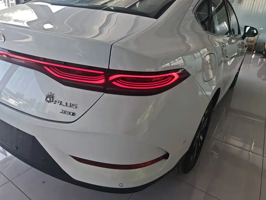 BYD Qin Plus PLUS 2025 DM-i Smart Drive 120KM