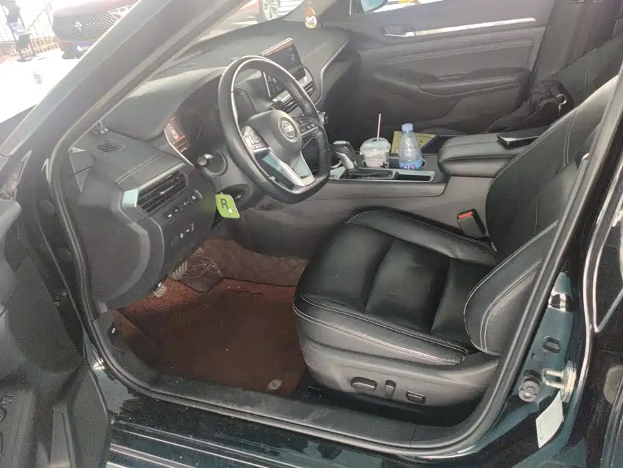 Nissan Teana — миниатюра 9