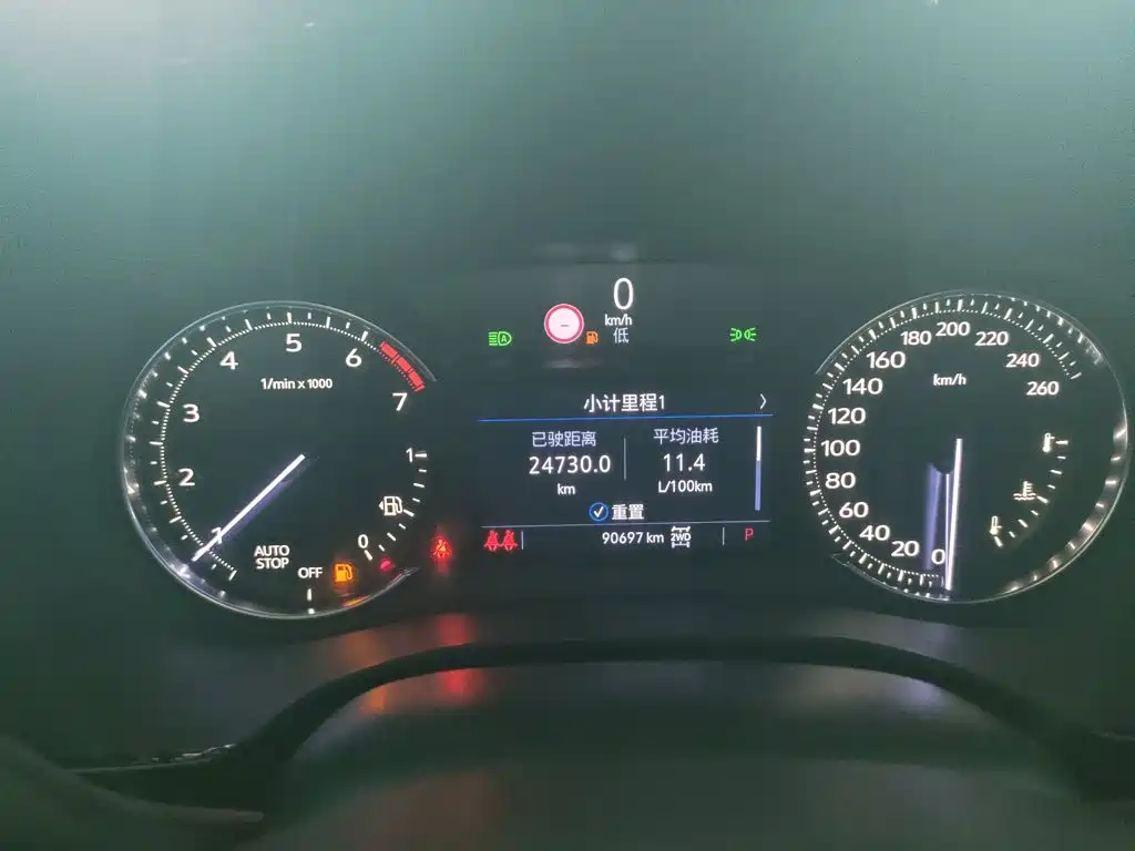 Cadillac XT6 — миниатюра 12