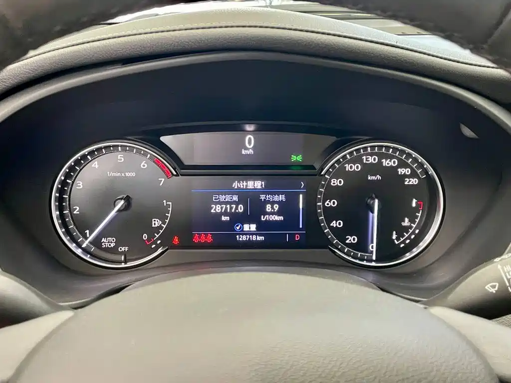 Cadillac XT4 — миниатюра 14