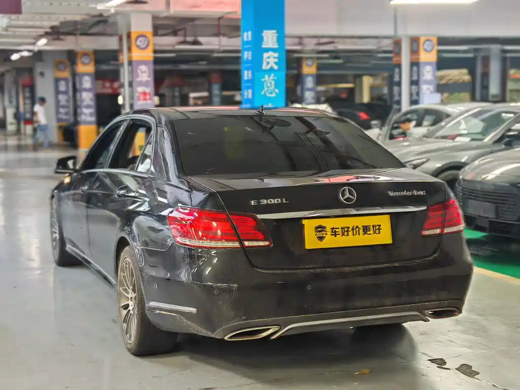 Mercedes-Benz E-Class — миниатюра 12